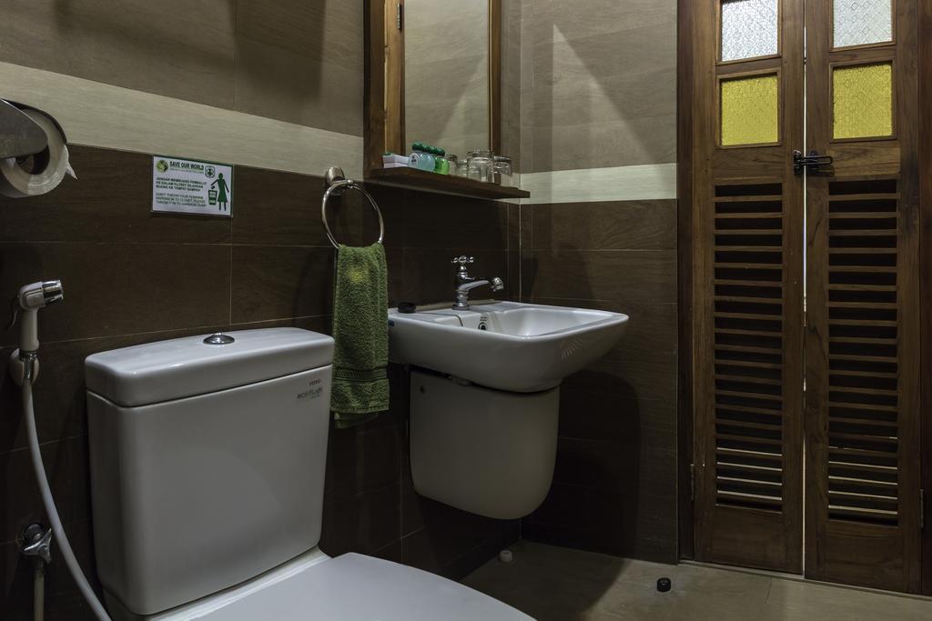 Dhanesvara Holistic Unique Homestay Wonotjolo Habitación foto