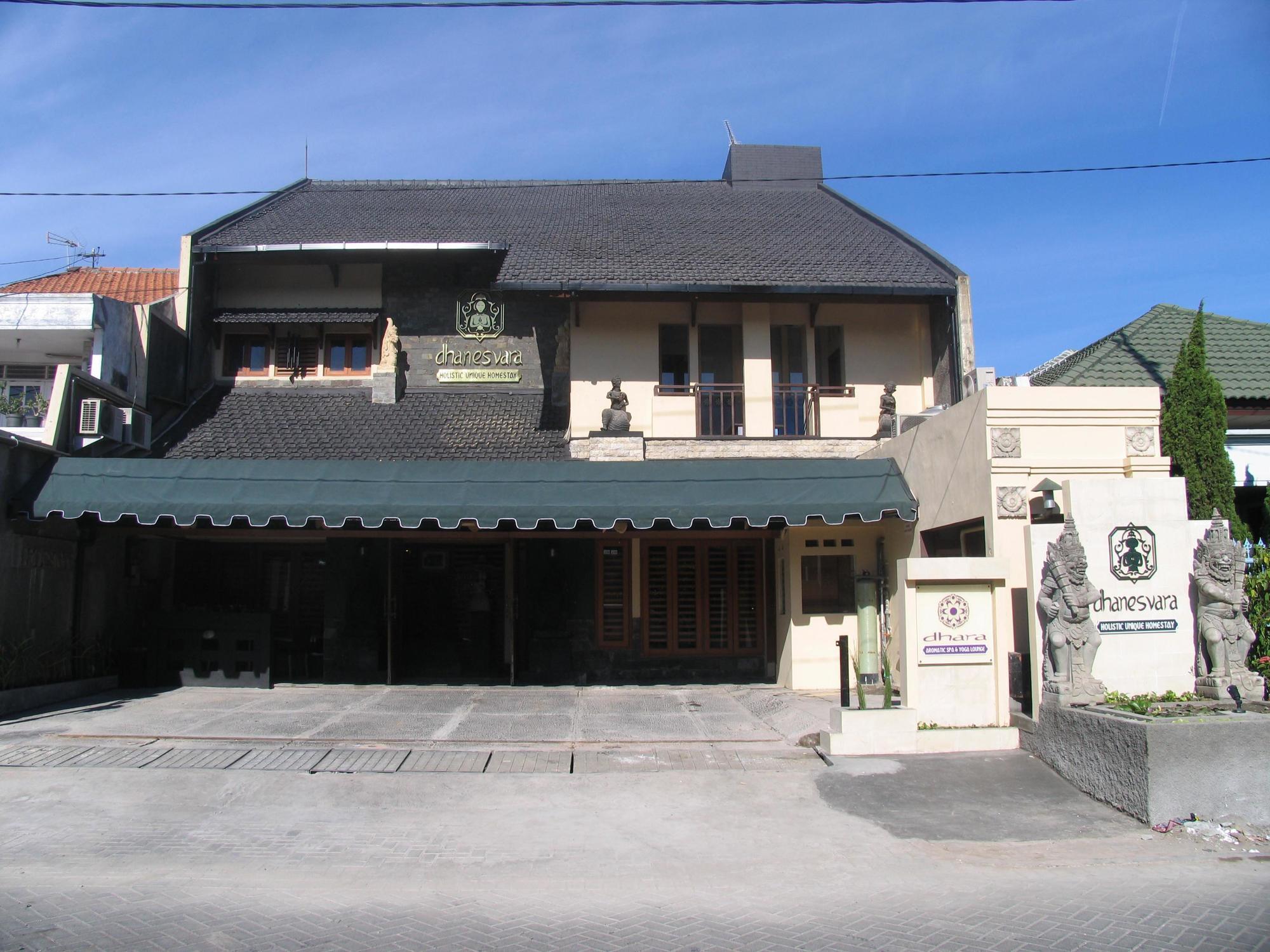 Dhanesvara Holistic Unique Homestay Wonotjolo Exterior foto